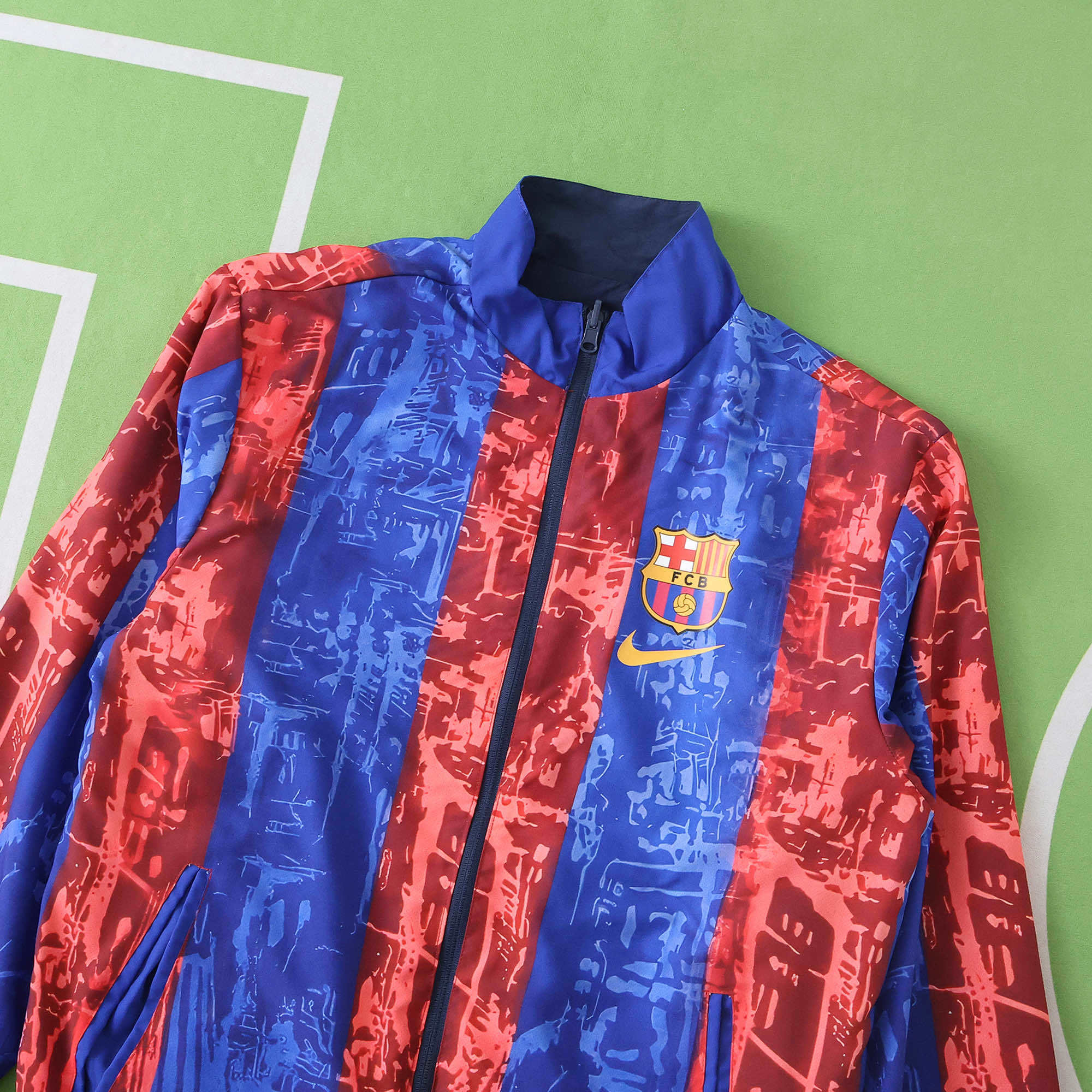 Barcelona 'Graffiti' - Reversible Jacket