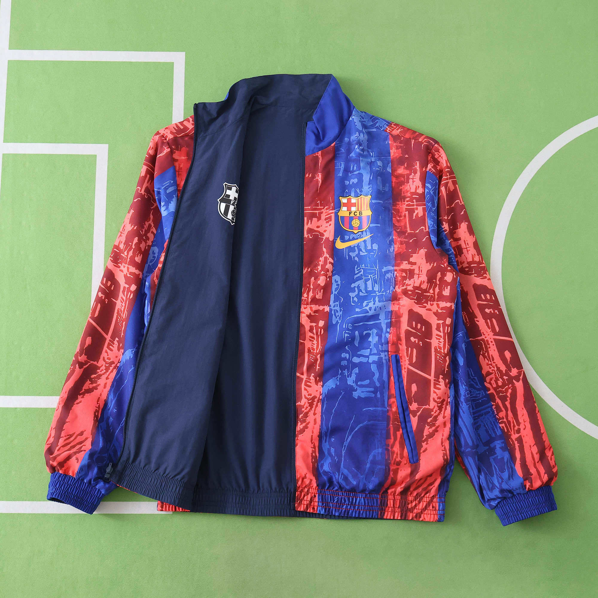 Barcelona 'Graffiti' - Reversible Jacket