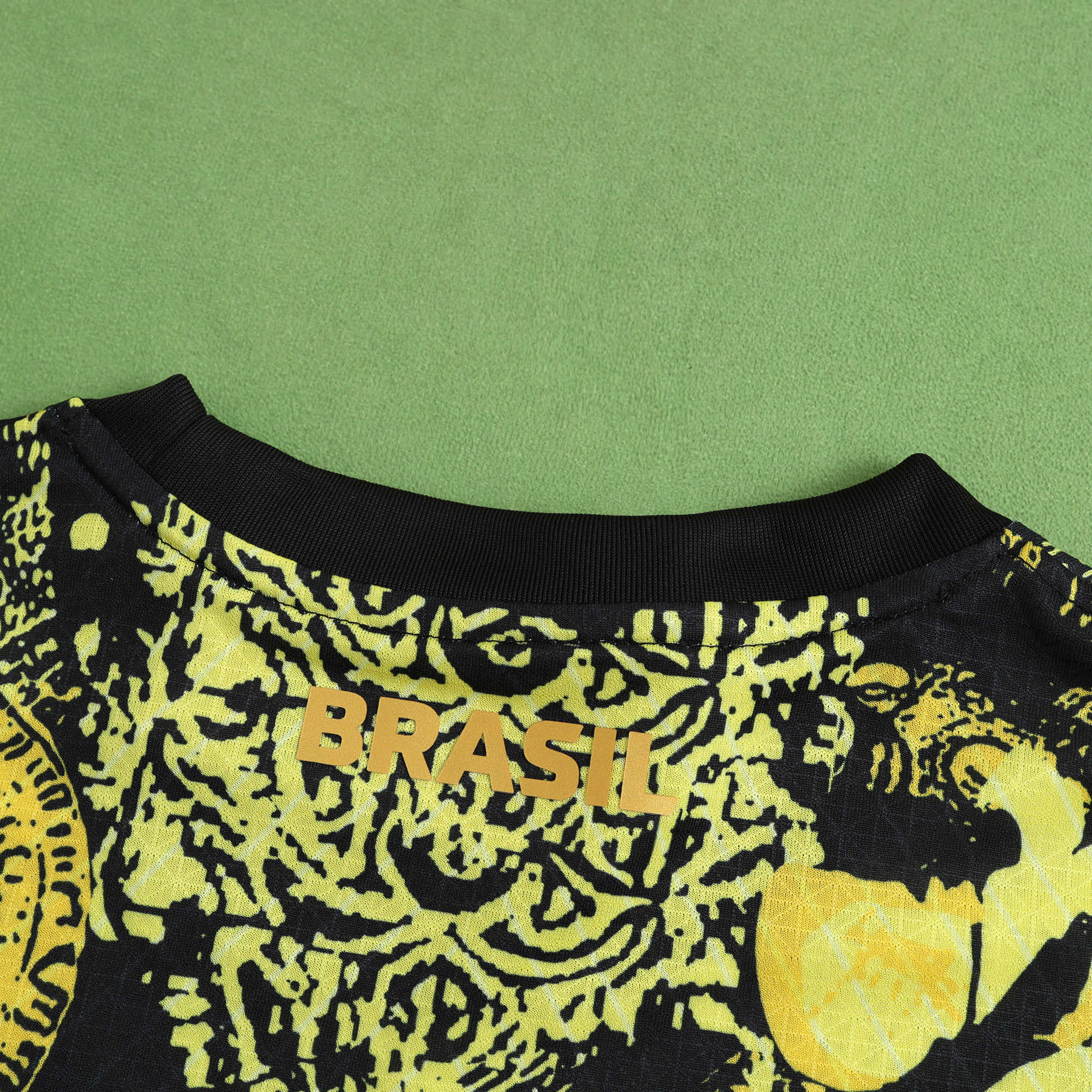 Brazil 'Cristo Yellow'