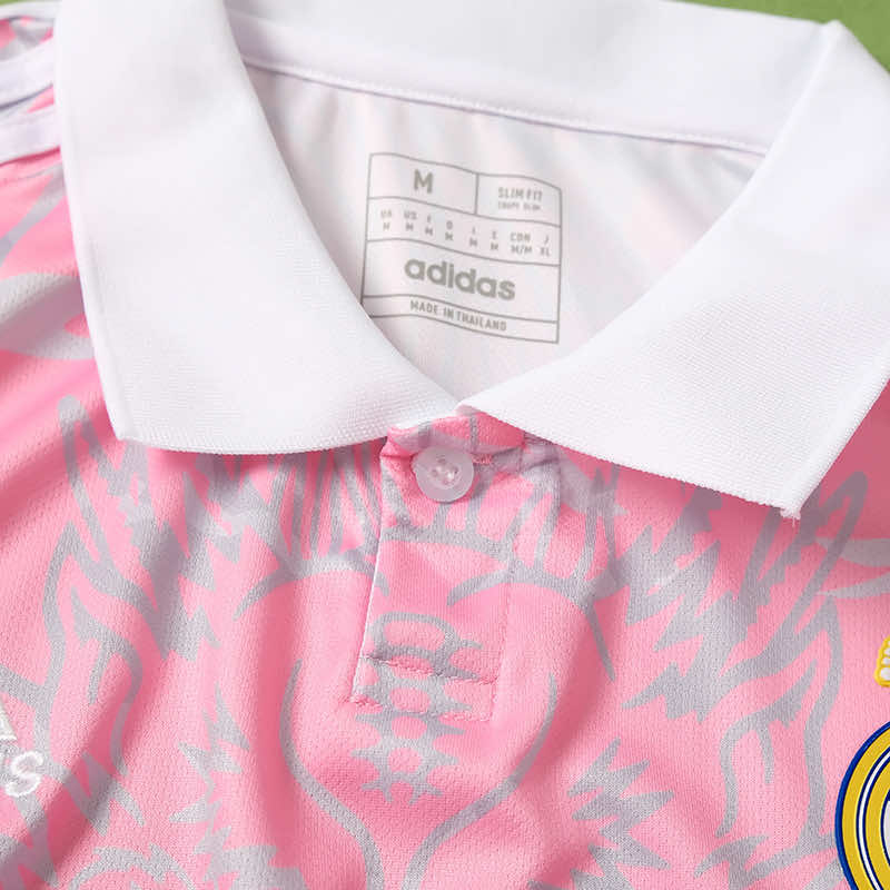 Real Madrid 'Pink Majesty'