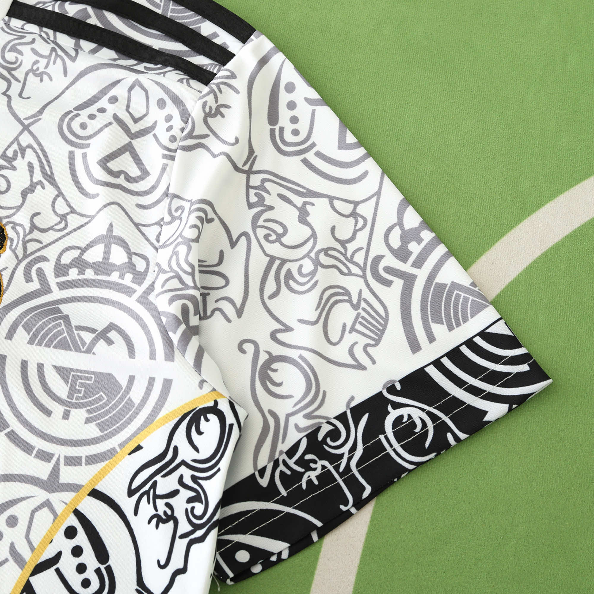 Real Madrid 'Crown of Tradition'