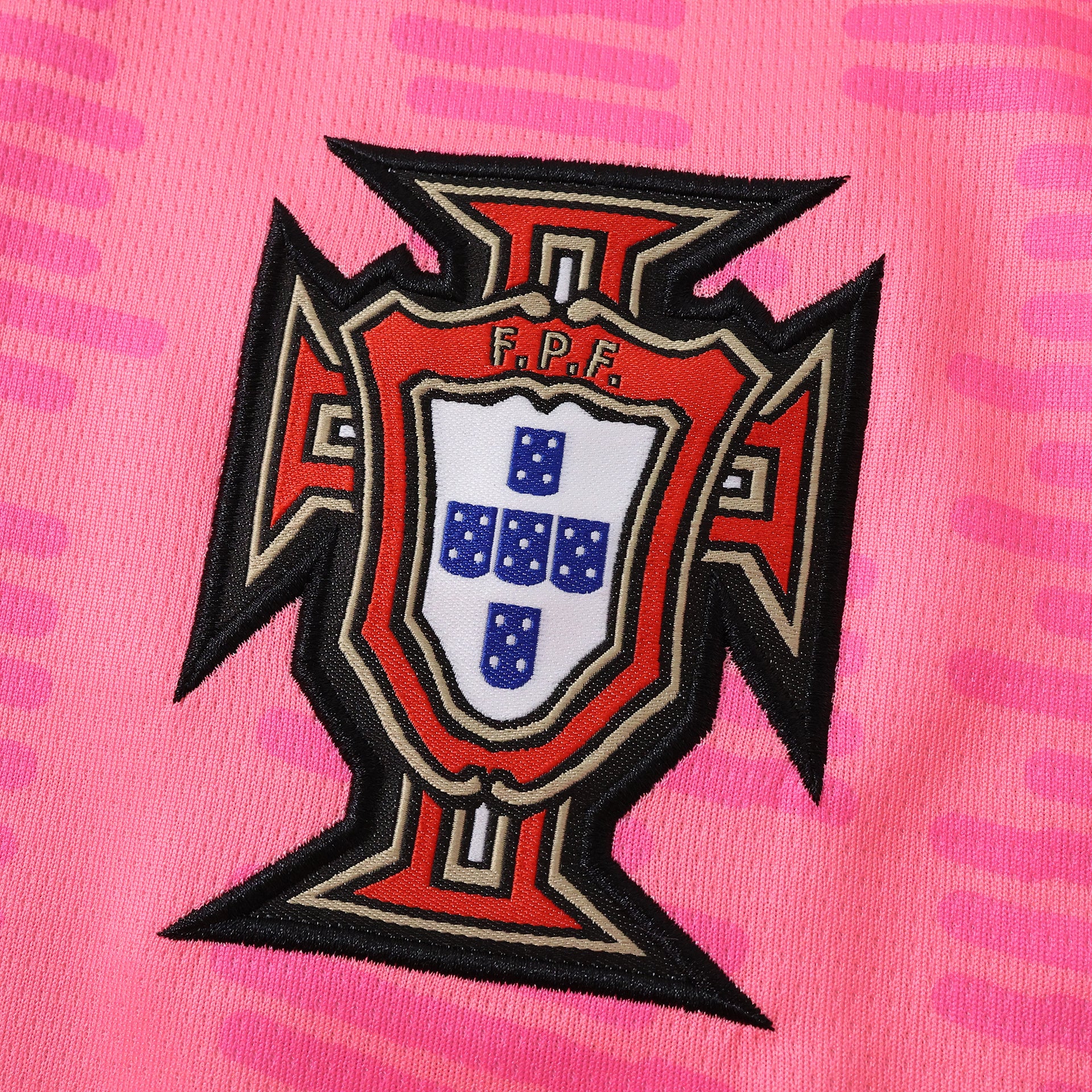 Portugal 'Pulse Pink'
